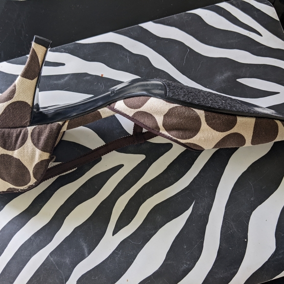 Pre-owned J. Renee shoes. Size 12W - Picture 7 of 12